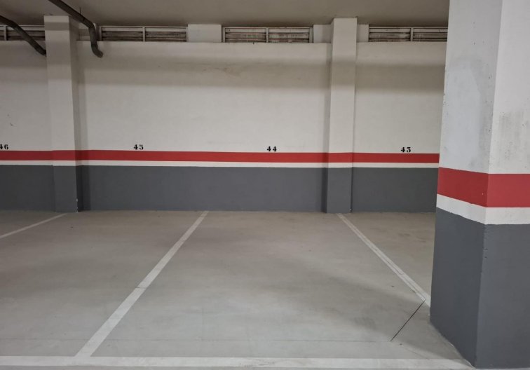 Segunda mano - Apartamento  - Torrevieja - Estacion De Autobuses