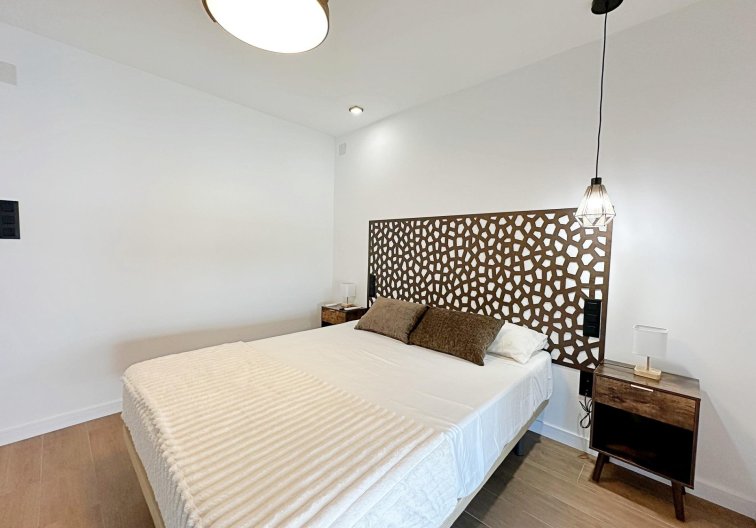 Wiederverkauf - town house - Torrevieja - Calas Blanca