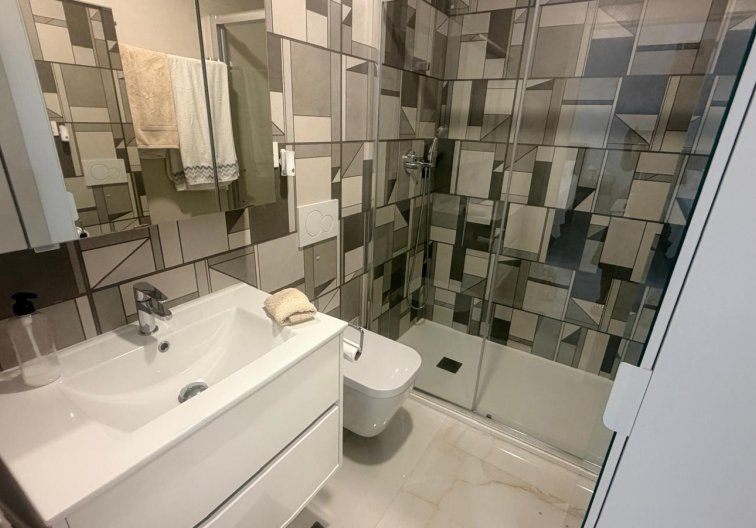 Resale - Apartment - Los Altos - Costa Blanca