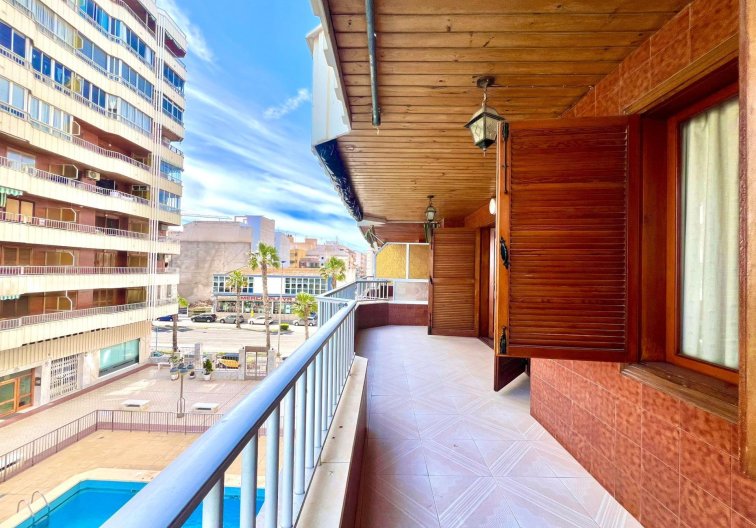 Segunda mano - Apartamento  - Torrevieja - Acequion
