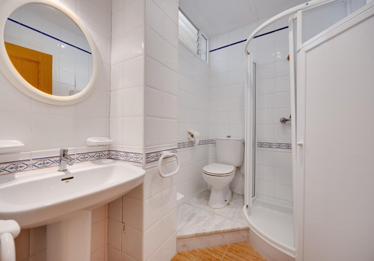 Wiederverkauf - Wohnung - Torrevieja - Paseo Maritimo