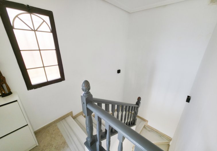 Revente - villa - Villamartin - Costa Blanca