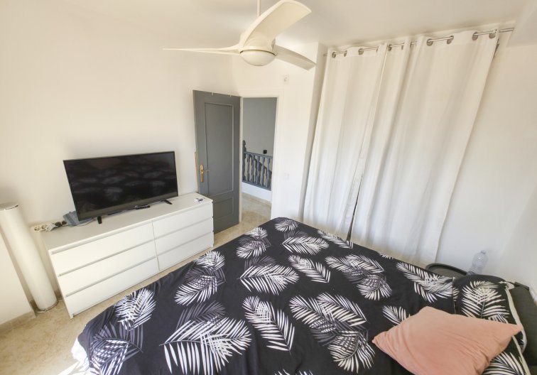 Revente - villa - Villamartin - Costa Blanca