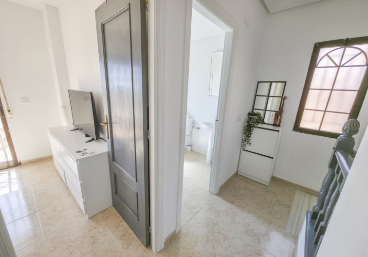 Revente - villa - Villamartin - Costa Blanca