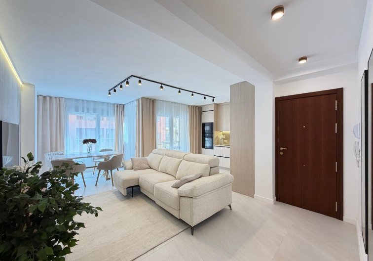 Resale - Apartment - Torrevieja - Playa del Cura