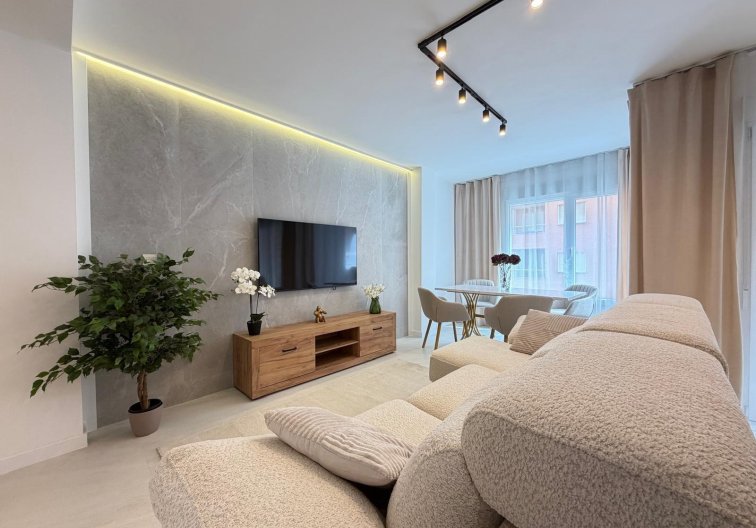 Resale - Apartment - Torrevieja - Playa del Cura