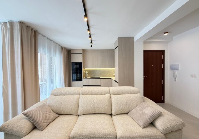 Resale - Apartment - Torrevieja - Playa del Cura