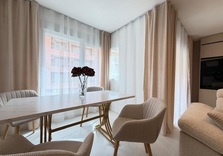 Resale - Apartment - Torrevieja - Playa del Cura