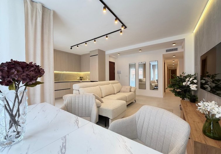 Resale - Apartment - Torrevieja - Playa del Cura