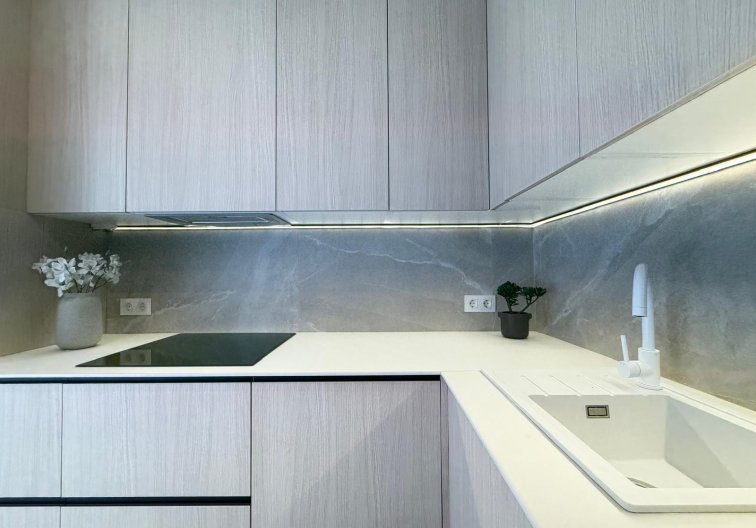 Resale - Apartment - Torrevieja - Playa del Cura