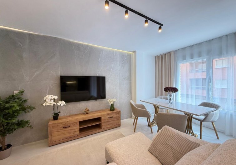 Resale - Apartment - Torrevieja - Playa del Cura