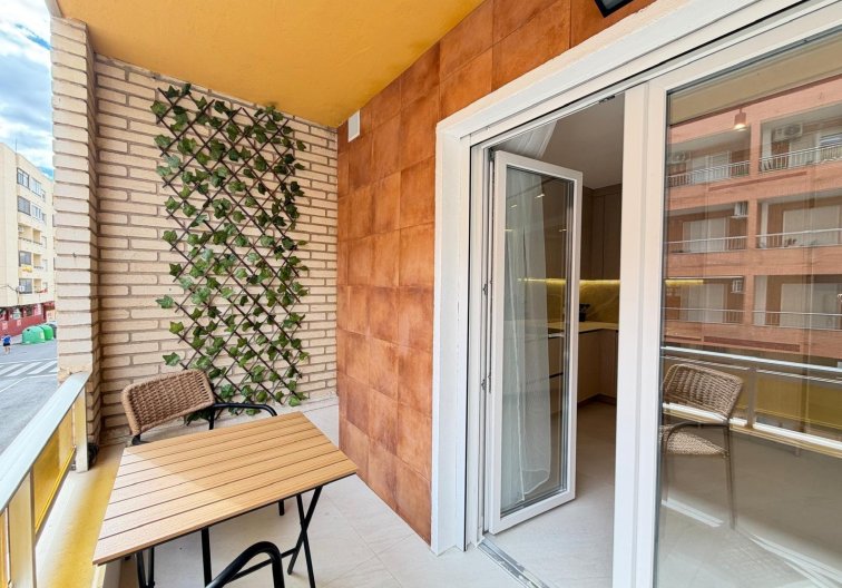 Resale - Apartment - Torrevieja - Playa del Cura