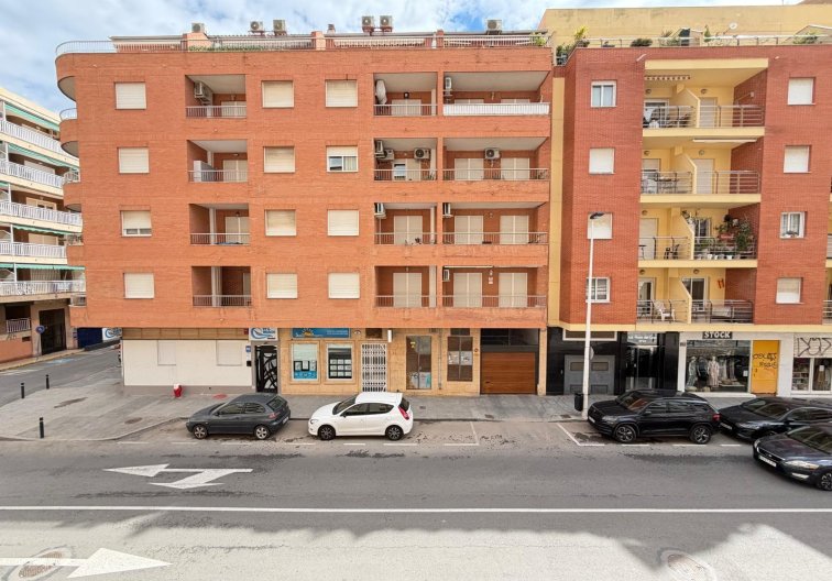 Resale - Apartment - Torrevieja - Playa del Cura