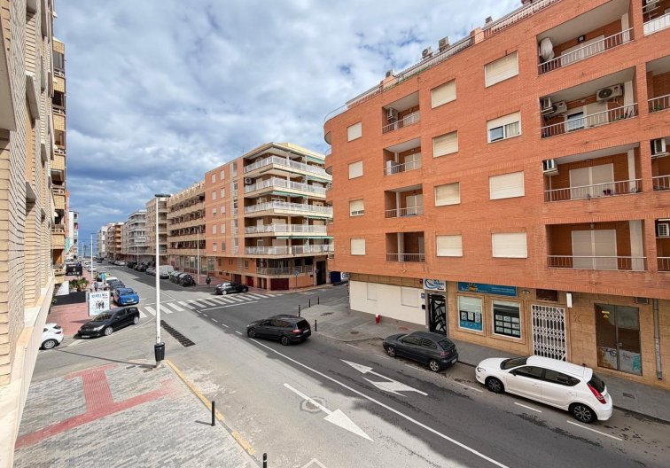 Resale - Apartment - Torrevieja - Playa del Cura