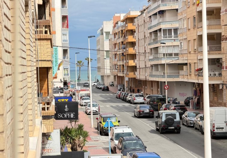 Resale - Apartment - Torrevieja - Playa del Cura