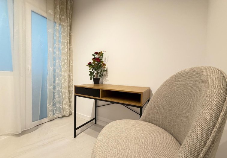 Resale - Apartment - Torrevieja - Playa del Cura