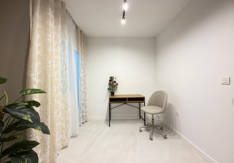 Resale - Apartment - Torrevieja - Playa del Cura