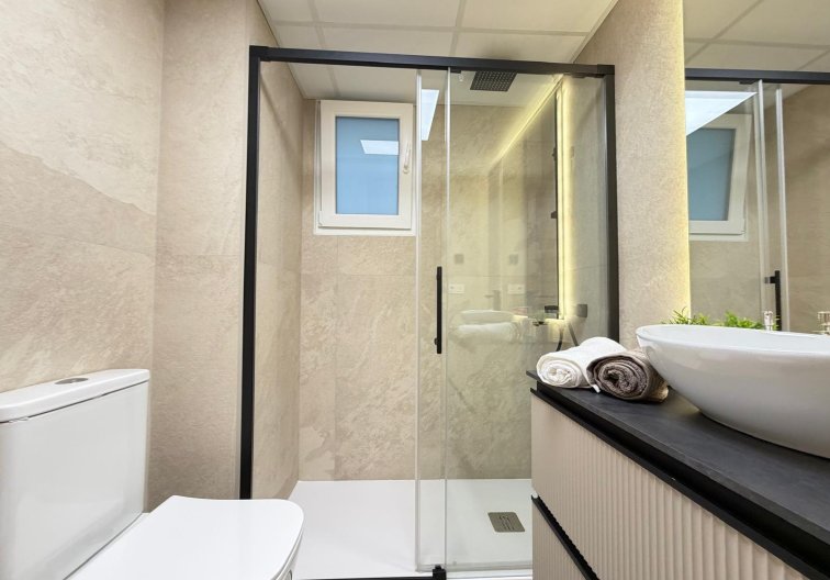 Resale - Apartment - Torrevieja - Playa del Cura