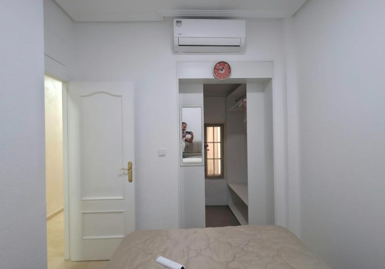 Resale - Apartment - Torrevieja - Nueva Torrevieja