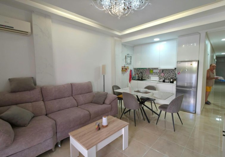 Resale - Apartment - Torrevieja - Nueva Torrevieja