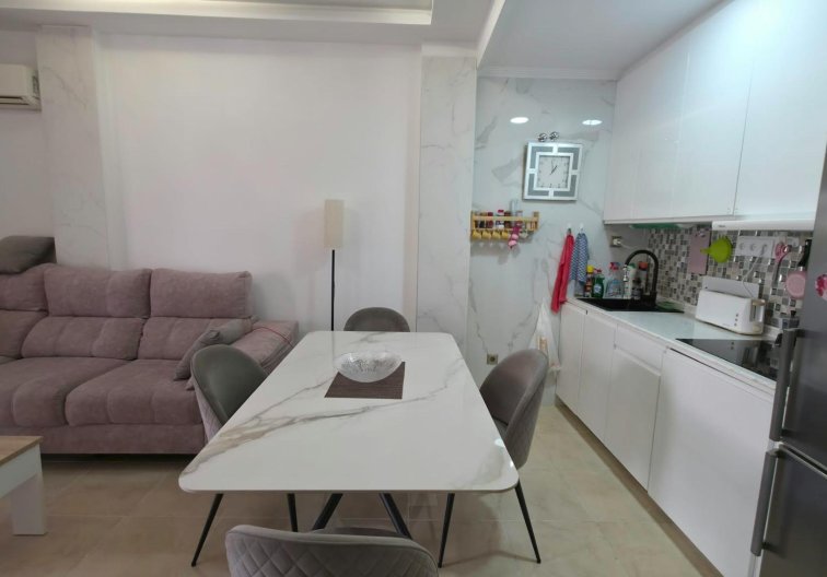 Resale - Apartment - Torrevieja - Nueva Torrevieja