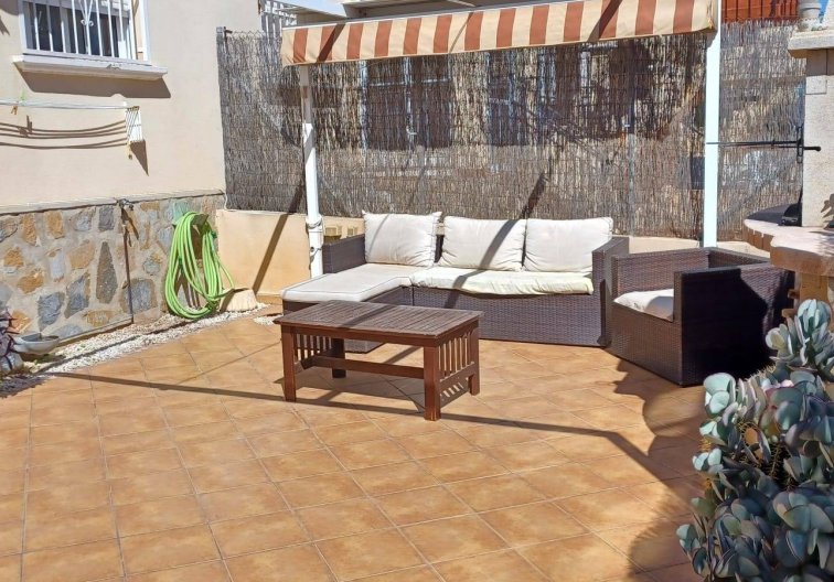 Segunda mano - Bungalow - Orihuela Costa - Los Almendros-la Florida
