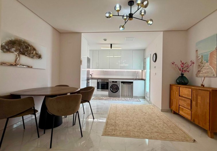 Segunda mano - Apartamento  - Torrevieja - Aguas Nuevas