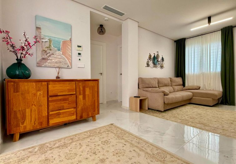 Segunda mano - Apartamento  - Torrevieja - Aguas Nuevas