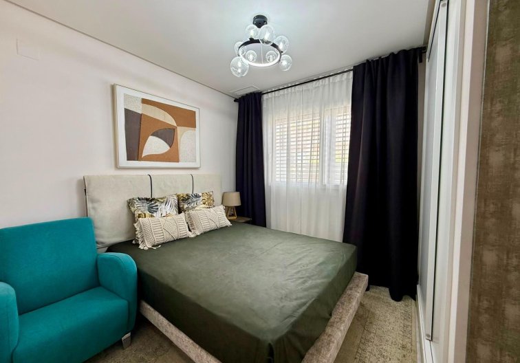 Segunda mano - Apartamento  - Torrevieja - Aguas Nuevas