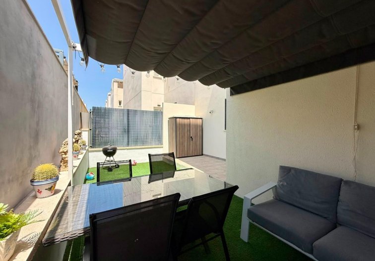 Segunda mano - Apartamento  - Torrevieja - Aguas Nuevas