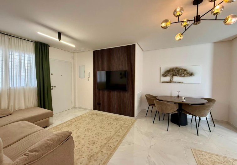 Segunda mano - Apartamento  - Torrevieja - Aguas Nuevas