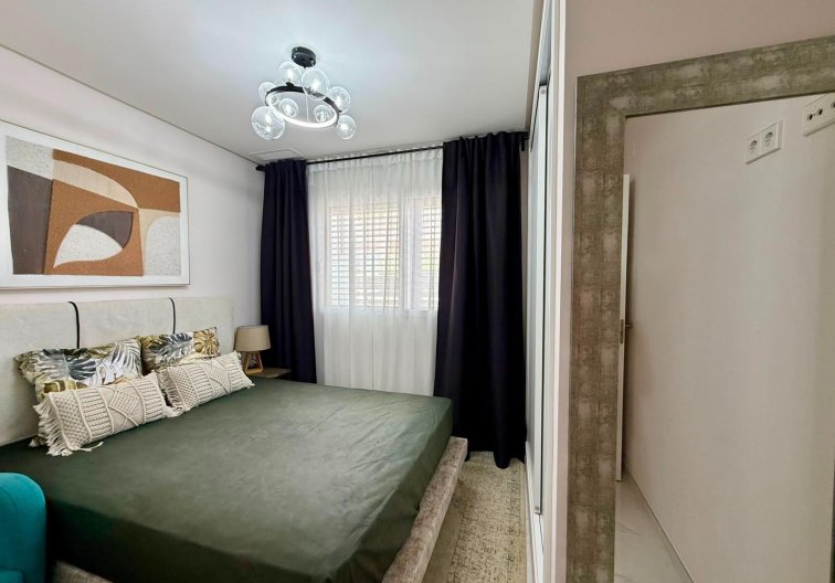 Segunda mano - Apartamento  - Torrevieja - Aguas Nuevas
