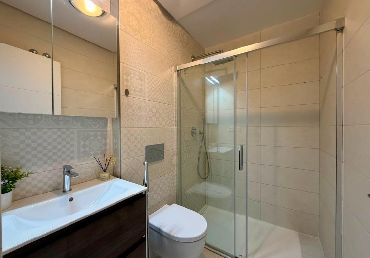 Segunda mano - Apartamento  - Torrevieja - Aguas Nuevas