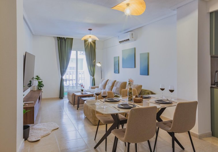 Resale - Apartment - Torrevieja - Playa del Cura