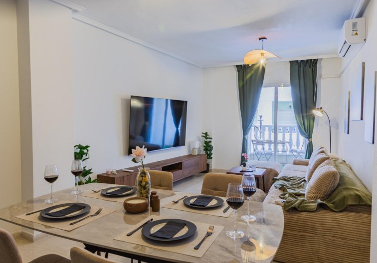 Resale - Apartment - Torrevieja - Playa del Cura