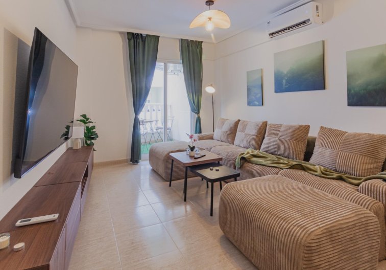 Resale - Apartment - Torrevieja - Playa del Cura