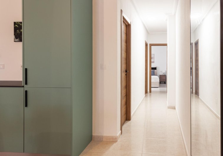 Resale - Apartment - Torrevieja - Playa del Cura