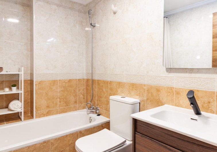 Resale - Apartment - Torrevieja - Playa del Cura