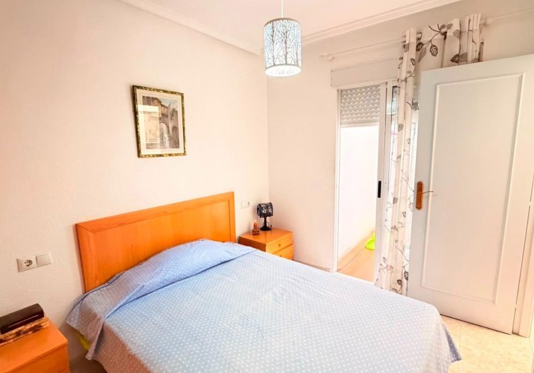 Resale - Apartment - Torrevieja - Playa del Cura