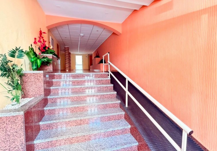 Resale - Apartment - Torrevieja - Playa del Cura