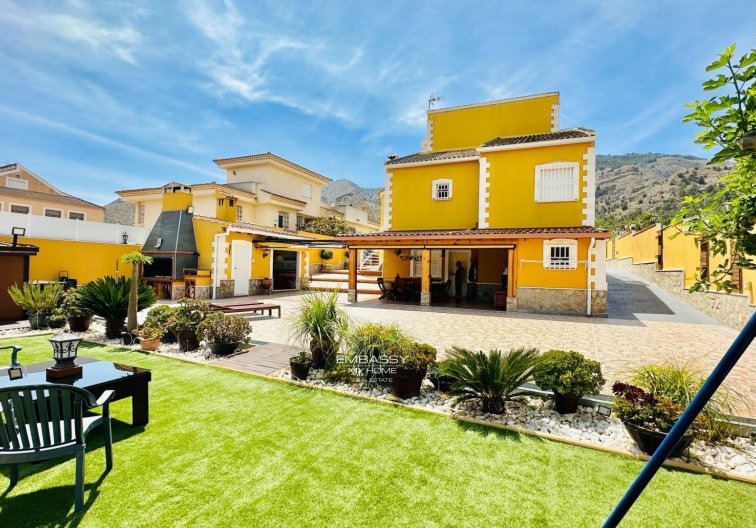 Segunda mano - villa - Orihuela - Urb. Montepinar