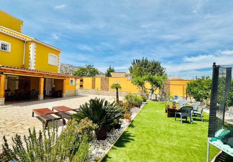 Segunda mano - villa - Orihuela - Urb. Montepinar
