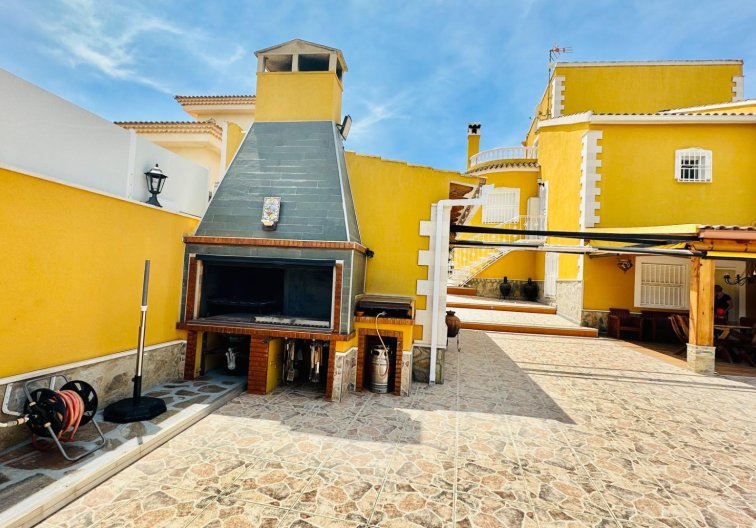 Segunda mano - villa - Orihuela - Urb. Montepinar