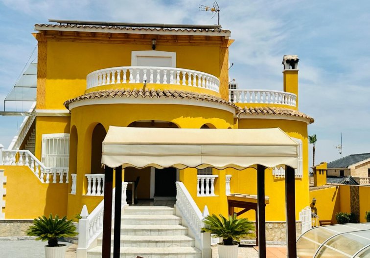 Segunda mano - villa - Orihuela - Urb. Montepinar