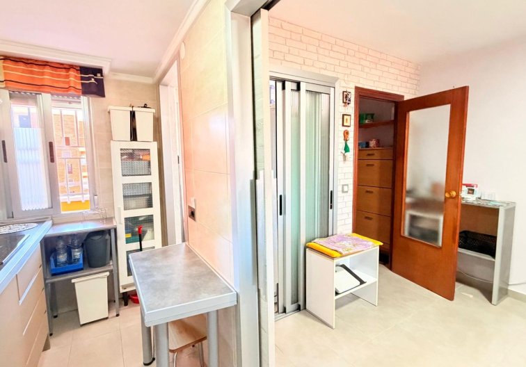 Wiederverkauf - Wohnung - Torrevieja - Playa de los Naúfragos