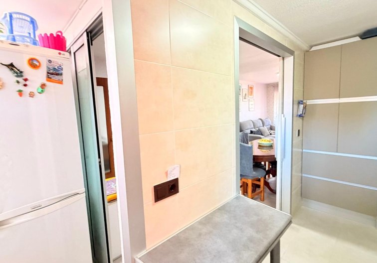 Wiederverkauf - Wohnung - Torrevieja - Playa de los Naúfragos