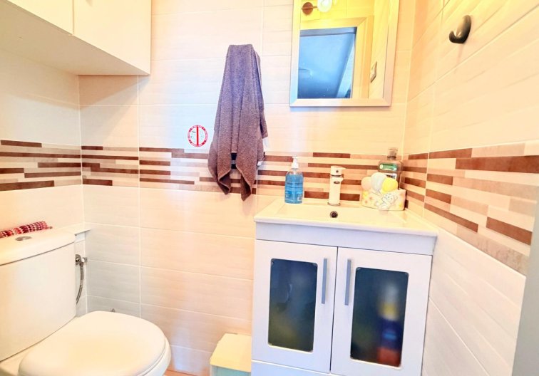 Wiederverkauf - Wohnung - Torrevieja - Playa de los Naúfragos