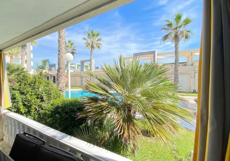 Segunda mano - Apartamento  - Torrevieja - Torre La Mata