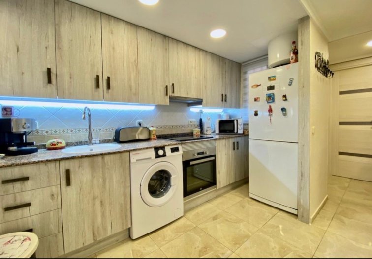 Segunda mano - Apartamento  - Torrevieja - Torre La Mata
