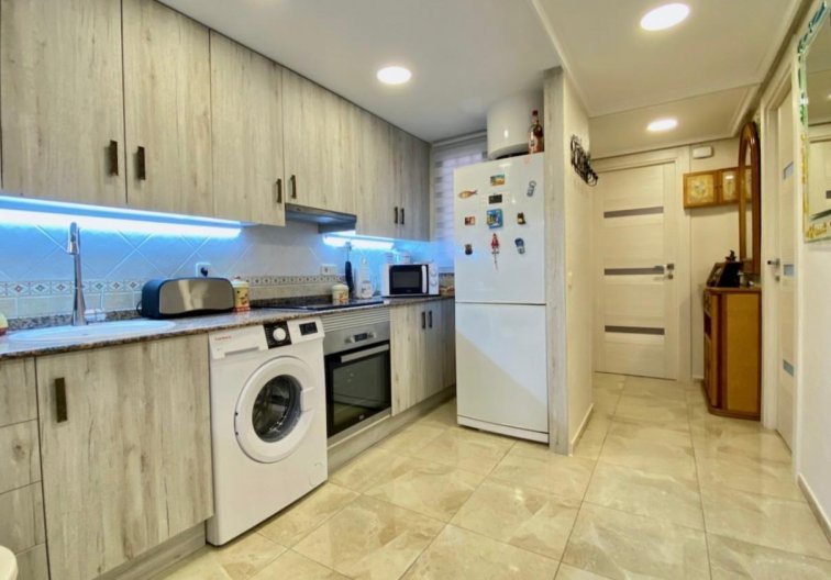 Segunda mano - Apartamento  - Torrevieja - Torre La Mata